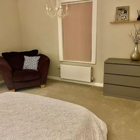 Stylish & Spacious 2 Storey, 3 Bed Apartment Gravesend Zewnętrze zdjęcie